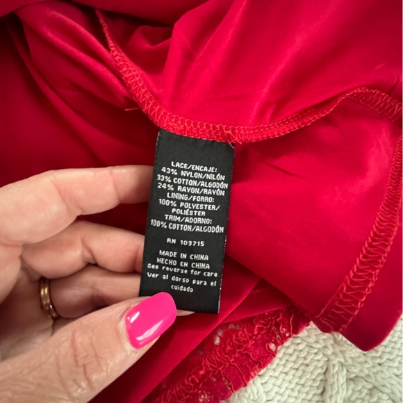 Zac & Rachel Elegant Red Lace Sleeveless Top Women’s size 2X - Picture 9 of 12